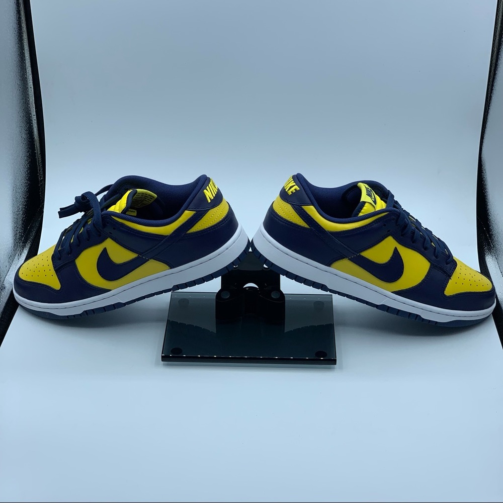 Nike Dunk Low Michigan